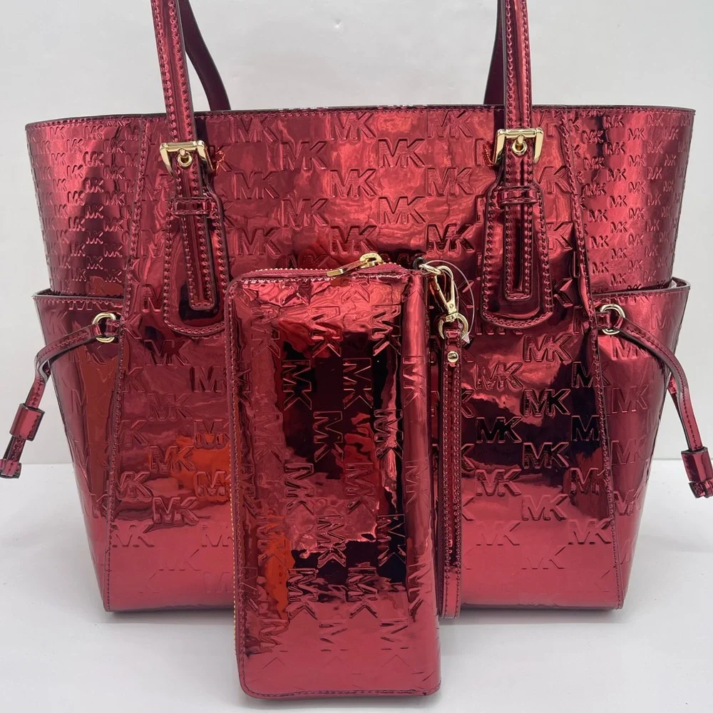 MICHAEL KORS Voyager Lg Metallic Logo Debossed EW  Tote & Jet Set Lg Logo Wallet - Picture 8 of 16